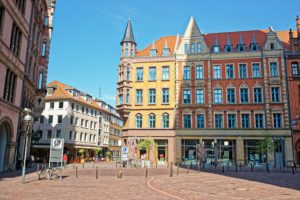 Malerische Altstadt von Hannover für Fotoshootings. Buche einen Fotografen über LET IT CLICK