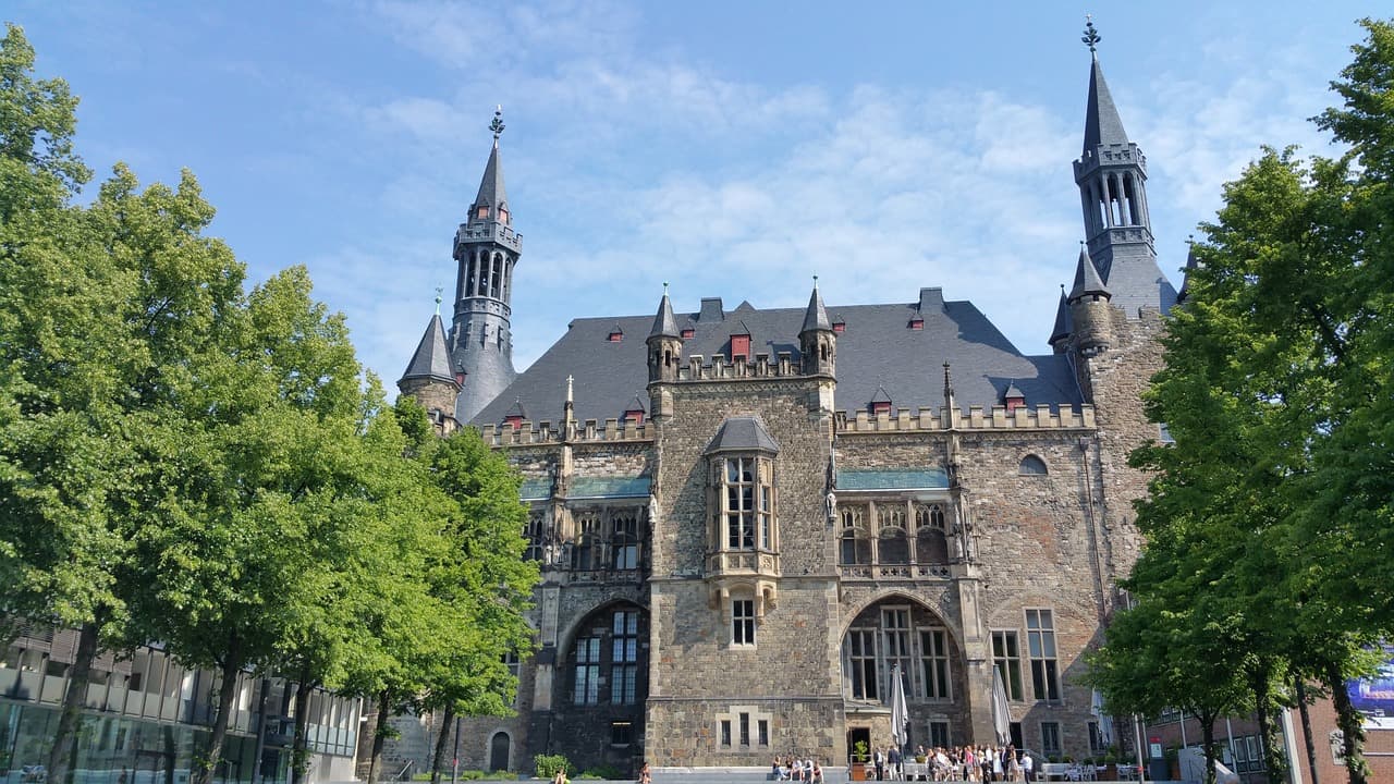 Rathaus & Markt