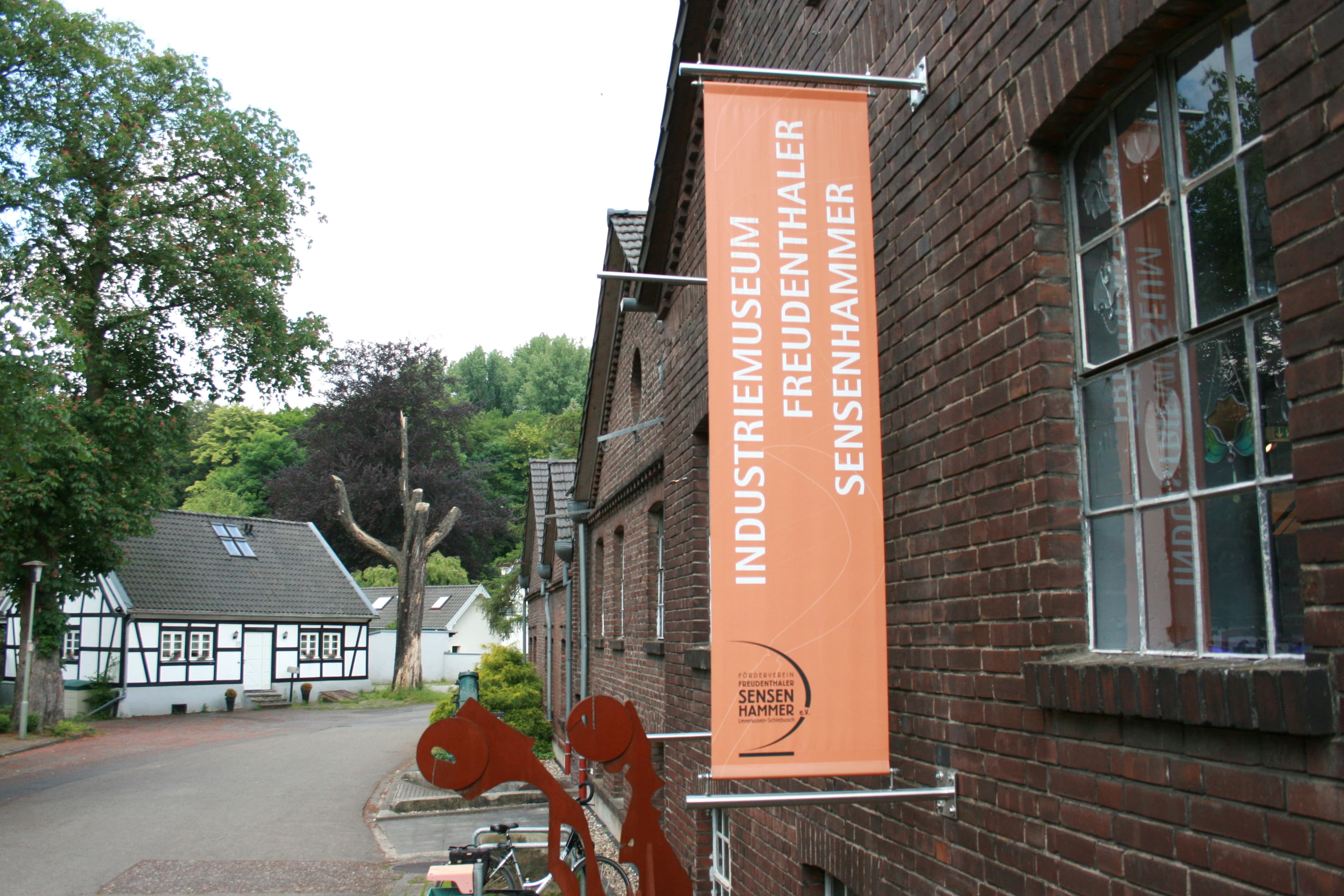 Museum Freudenthaler Sensenhammer — Hochzeitsfotos in Leverkusen