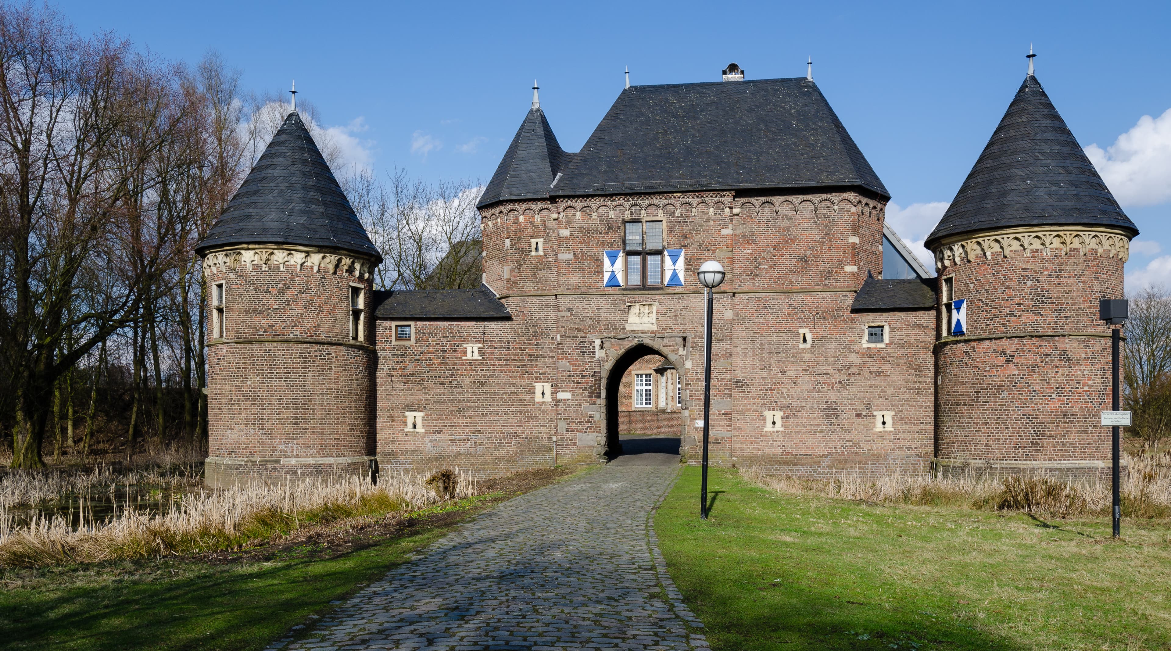 Burg Vondern — Hochzeitsfotos in Oberhausen