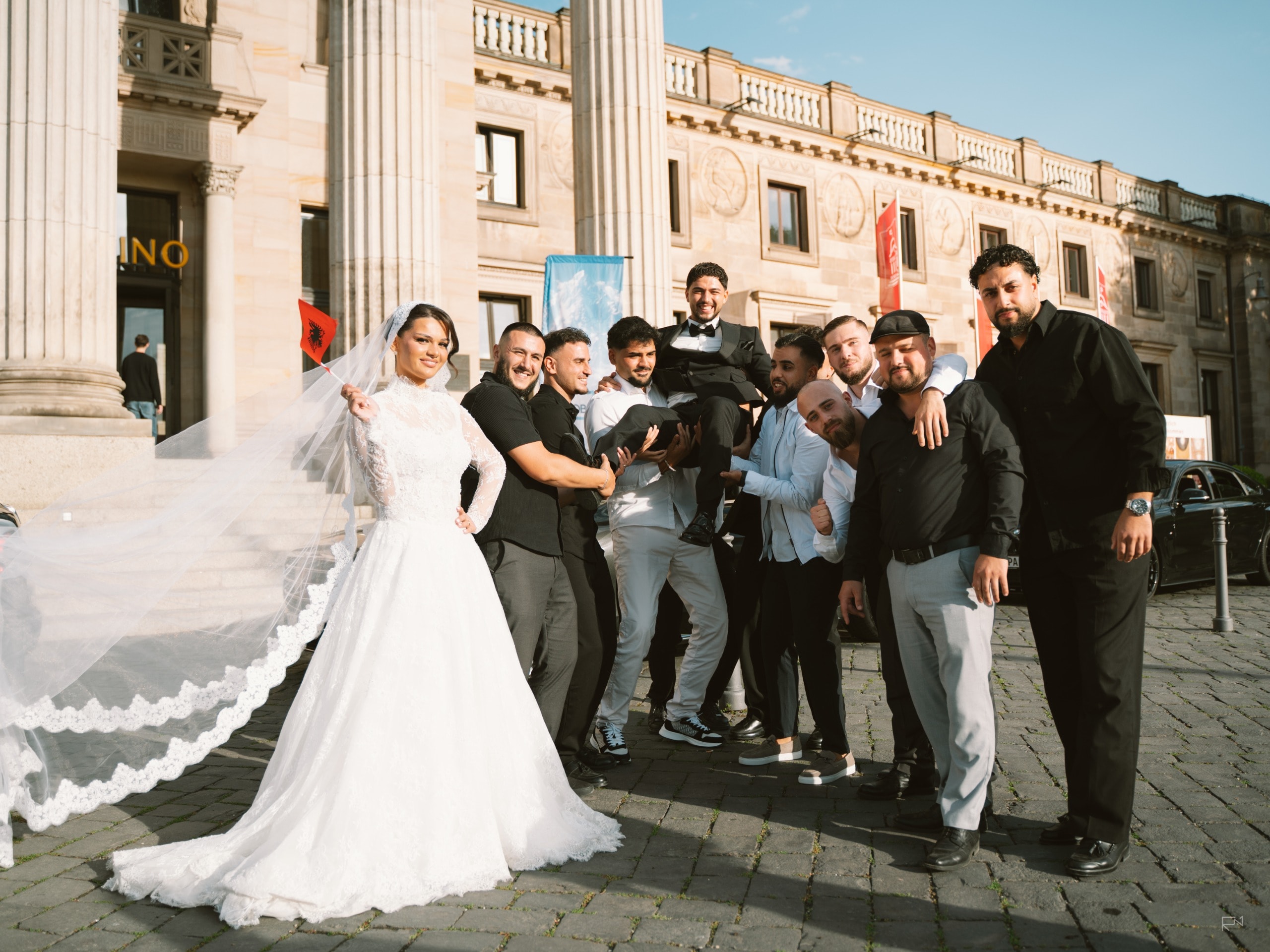 Fotografie von Niyazi in Düsseldorf (Bild 3 von 15)