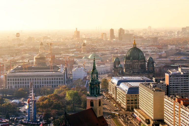 Berliner Dom und Berlin im Sonnenuntergang: Fotgrafen in Berlin
