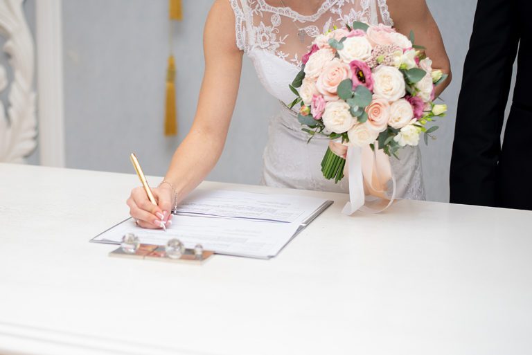 registry office bride and groom