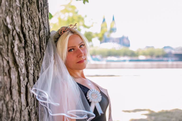 Junggesellinnenabschied Fotoshooting in Köln mit LET IT CLICK - Braut in spe.