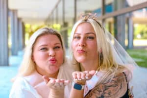 JGA Fotoshooting in Köln mit LET IT CLICK Fotografen buchen für den Junggesellinen Abschied