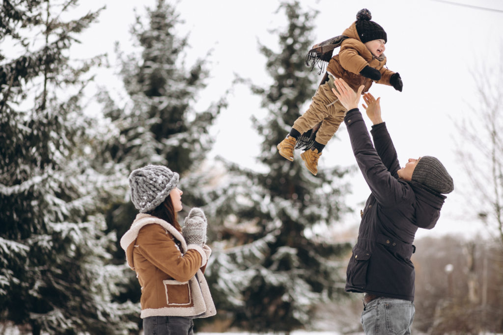 Familienshooting im Winter: Outdoor-Ideen und Inspiration
